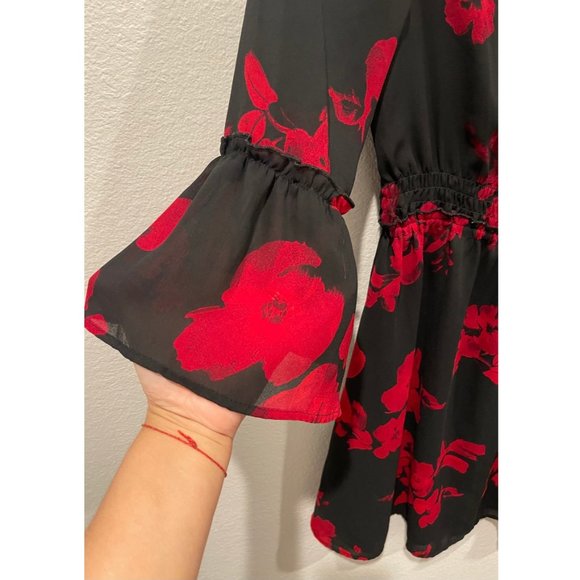 H&M Black And Red Floral Mini Dress - Picture 4 of 4